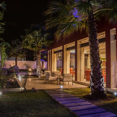 Holiday Inn Express Guadalajara Aeropuerto By Ihg Las Pintas Zewnętrze zdjęcie