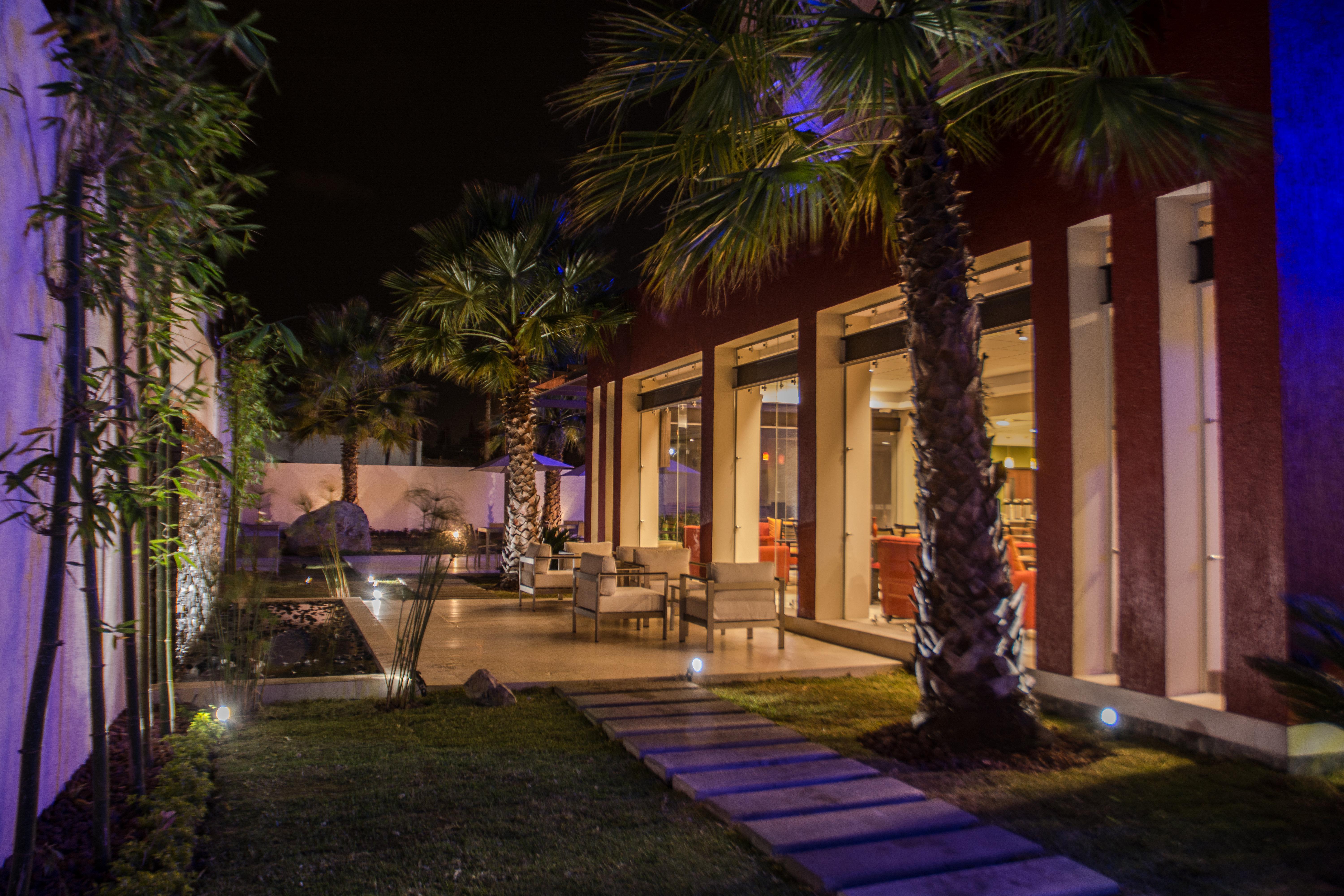 Holiday Inn Express Guadalajara Aeropuerto By Ihg Las Pintas Zewnętrze zdjęcie